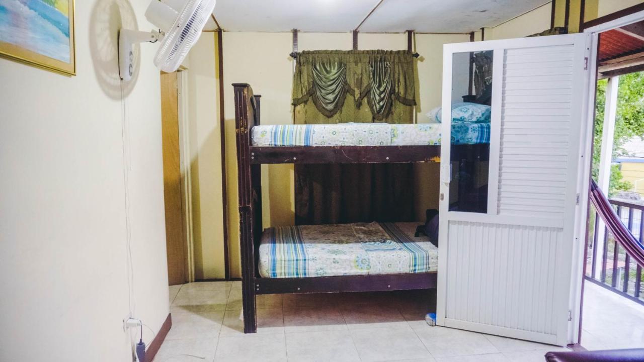 Posada Nativa Miss Trinie San Andres  Bagian luar foto