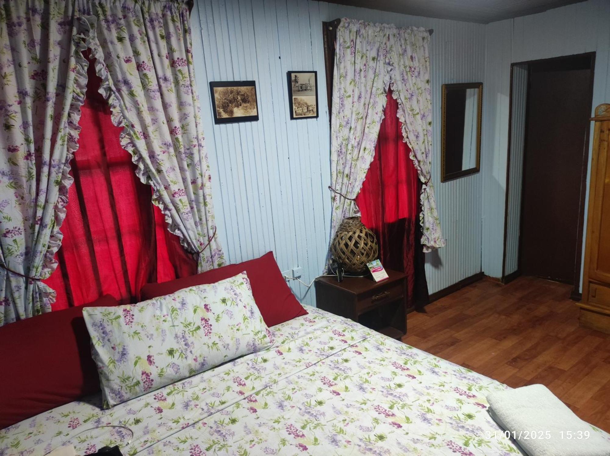 Posada Nativa Miss Trinie San Andres  Bagian luar foto